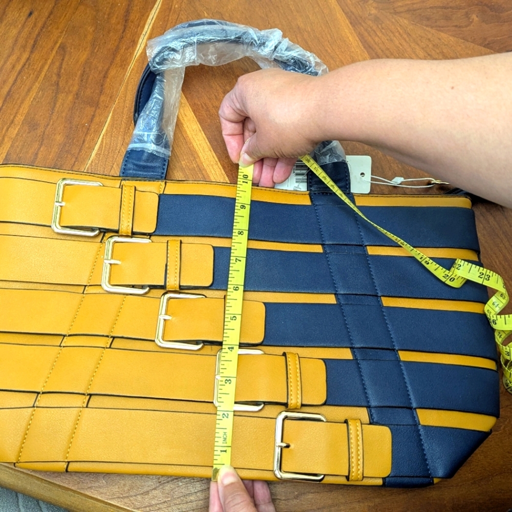 Redfox Purse - Picture 6 of 16